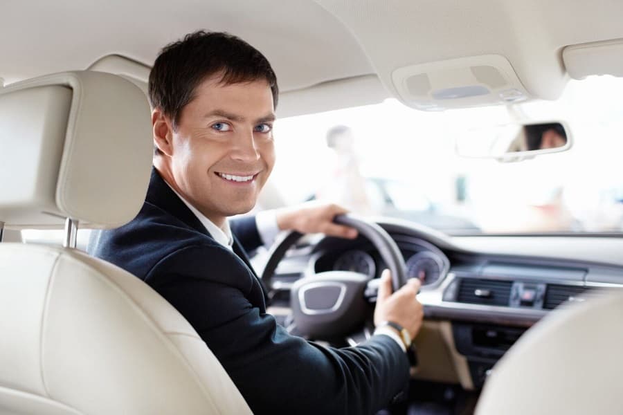 Things to Consider When Hiring a Chauffeur Service